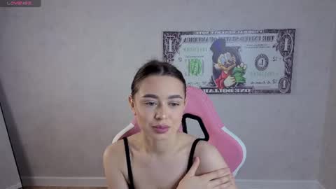 NicoleRossss online show from June 22, 1:43 am