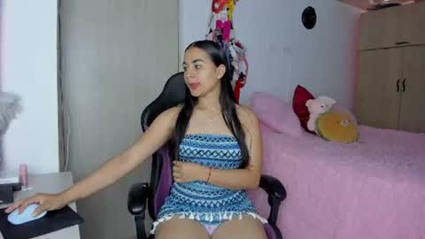 nicole santana online show from June 20, 4:43 pm