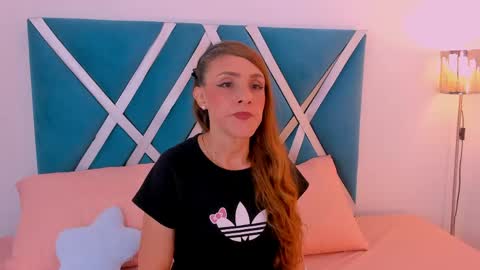 nicoll_89 online show from May 20, 12:13 pm