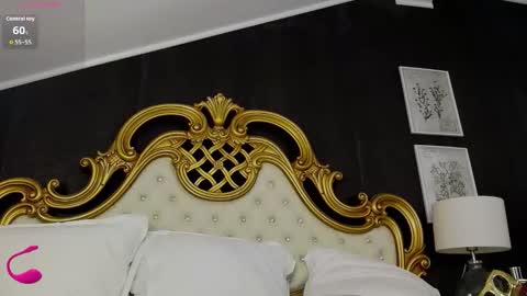 Nicolle online show from December 22, 8:06 am