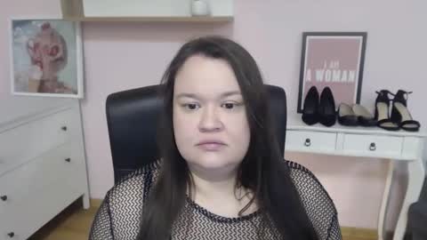 Holly online show from March 17, 7:34 am