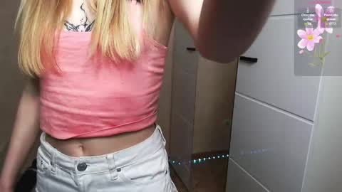  MY NAME IS AMILI WELCOME TO MY ROOM online show from March 30, 5:56 pm