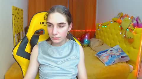 nikastarkk online show from February 25, 8:11 pm