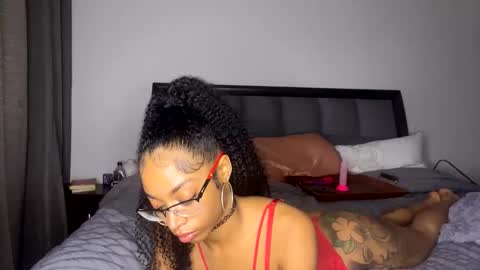 Snapshot of nikitalove104 chatting on September 18, 6:39 pm nikitalove104 online show from September 18, 6:39 pm