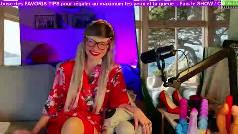 Kitty Chatte online show from November 8, 11:15 am