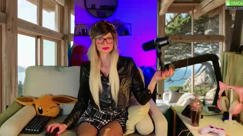 Kitty Chatte online show from March 11, 1:25 pm