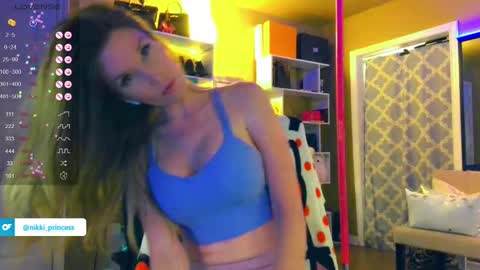 Snapshot of nikkiprincess chatting on December 29, 12:52 am Schedule IN BIO online show from December 29, 12:52 am