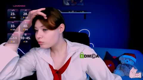 Snapshot of nikol_kitt chatting on February 19, 8:10 pm Little Niko  Help me reach my goals online show from February 19, 8:10 pm