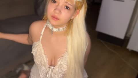 nikoli_naw online show from April 14, 7:58 pm