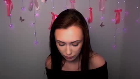 nikonara_ online show from February 14, 1:13 pm