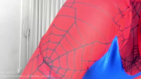 Snapshot of nina_ponse chatting on October 9, 8:46 pm Natalia online show from October 9, 8:46 pm