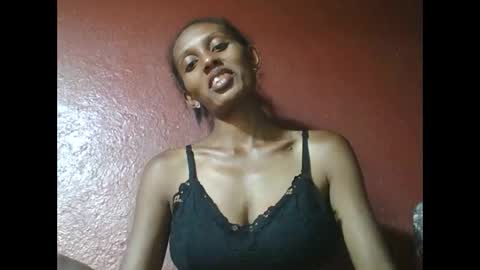 ninie246746 online show from January 20, 5:37 pm