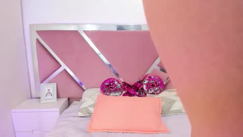 Ninna  online show from January 15, 2:12 pm