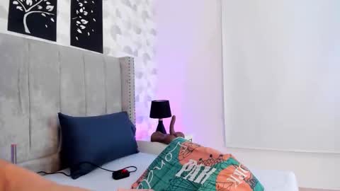 NATHALIA MORENO online show from March 26, 1:02 pm