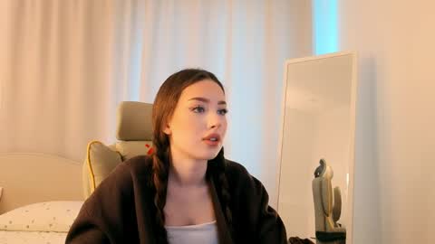 Syndney online show from March 27, 5:09 am