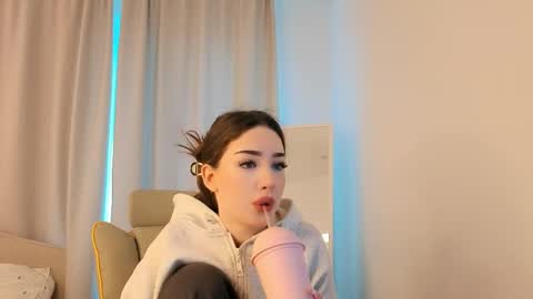 Syndney online show from April 6, 4:46 am