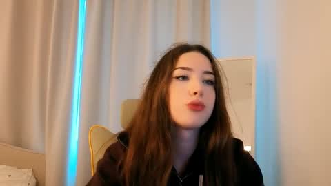 Syndney online show from April 4, 4:55 am