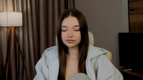 Rachel online show from May 31, 7:26 pm