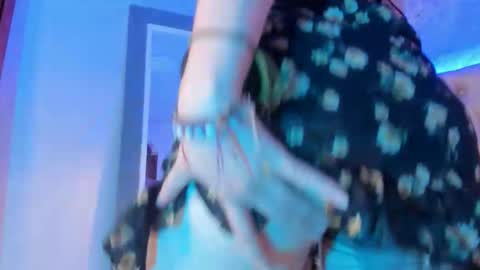 nyssawoodd online show from October 4, 2:54 pm