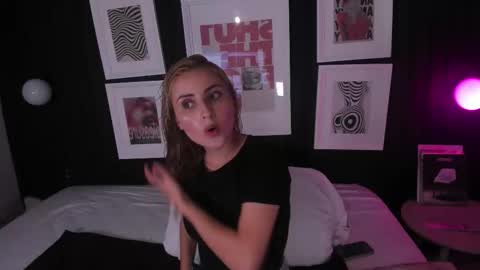 Ana  online show from February 2, 10:36 am