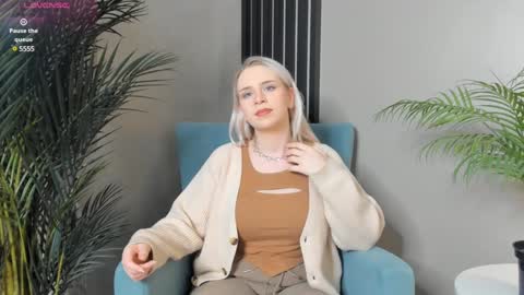 Eliana online show from December 12, 4:15 am