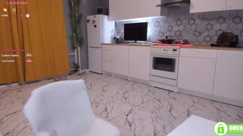 Snapshot of oh_adaline chatting on October 13, 3:20 am Adaline  new account - help me get new subscribers 3 online show from October 13, 3:20 am