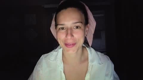 ohanna_ online show from September 21, 11:03 pm