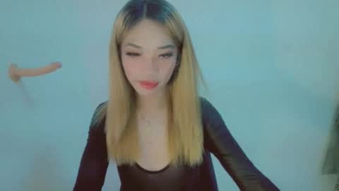 Snapshot of ohmyalessandraxcx chatting on September 30, 6:46 pm LIAN online show from September 30, 6:46 pm