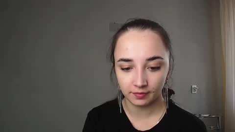 Olivia online show from April 18, 11:24 am