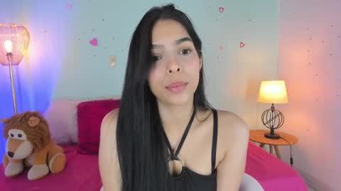 olivia_pretty_ online show from February 4, 8:38 pm