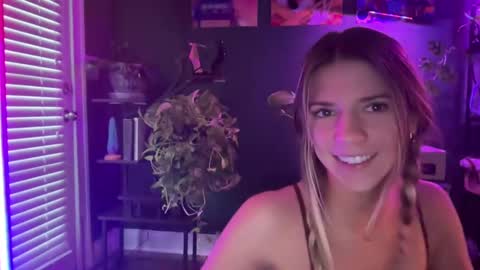 Olivia online show from January 21, 8:11 pm