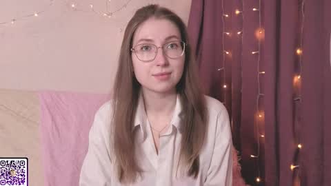 Kylie online show from April 15, 7:58 pm