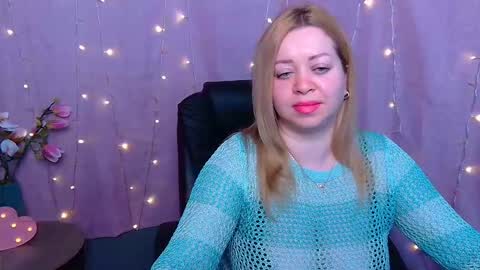 Oliviaverr online show from February 19, 1:32 pm