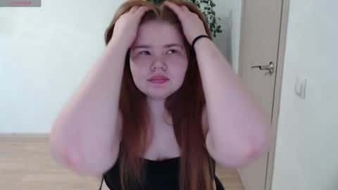  MellY  online show from April 19, 11:21 am