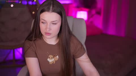 L A Y A online show from March 22, 1:50 pm