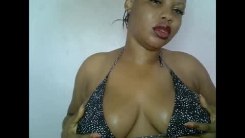 oneofdbestchubbygaloncb online show from May 20, 2:08 am