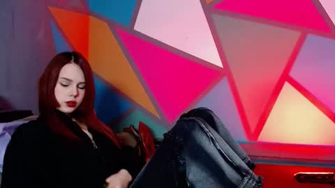 onessandra online show from March 3, 1:55 am