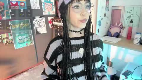 oni_dakotta online show from November 30, 2:10 pm