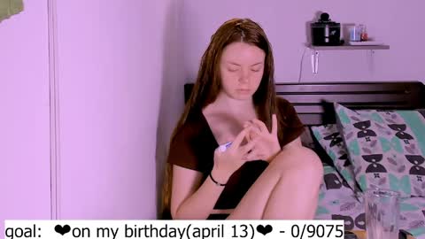 only_sarah1 online show from March 30, 7:13 pm