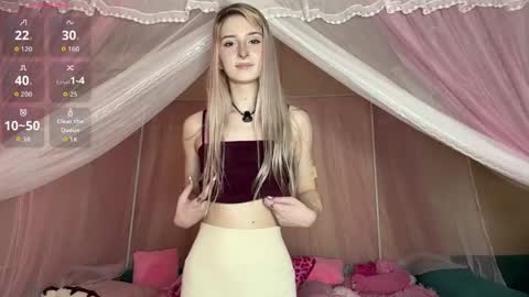 Eva online show from May 4, 8:40 am