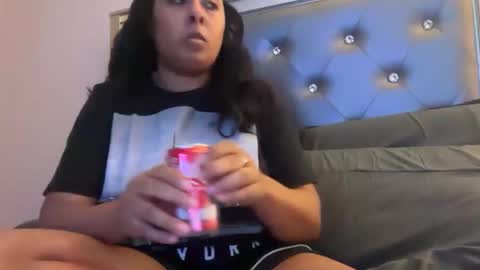 onlyinurdreams00 online show from December 19, 2:59 am