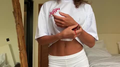 Snapshot of oofbabe__ chatting on October 20, 10:13 pm Helen online show from October 20, 10:13 pm