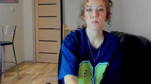 Britney online show from February 13, 3:57 pm