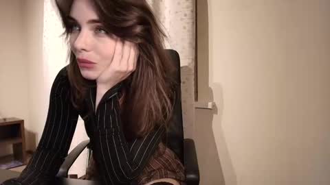 ophelia blue online show from October 28, 4:57 pm