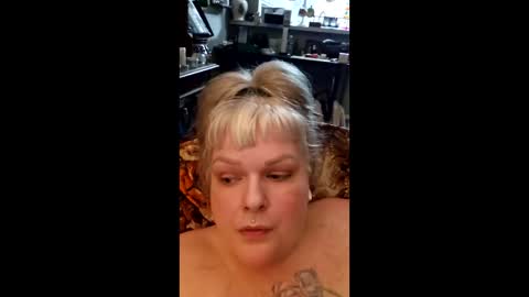 ophelia_gush online show from March 4, 10:49 pm