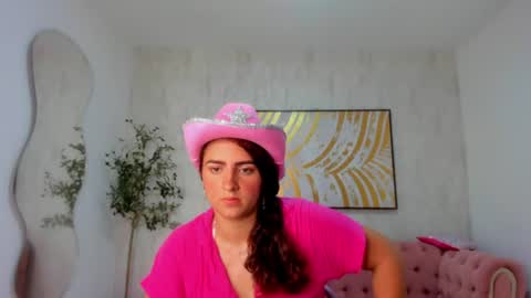 Ofelia Mara online show from June 24, 5:39 am