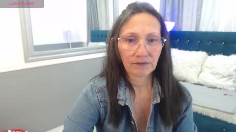 Snapshot of oriana_jhonson chatting on September 16, 12:35 pm Oriana online show from September 16, 12:35 pm