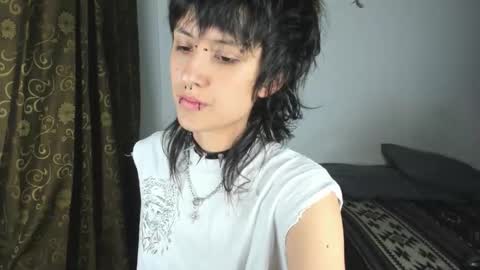 Otto 3 online show from March 2, 11:54 pm