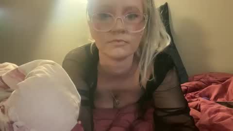 outback_goddess_ online show from May 30, 12:36 pm