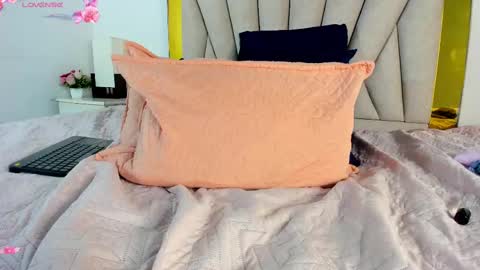 pamelaa_cute online show from October 9, 9:19 pm